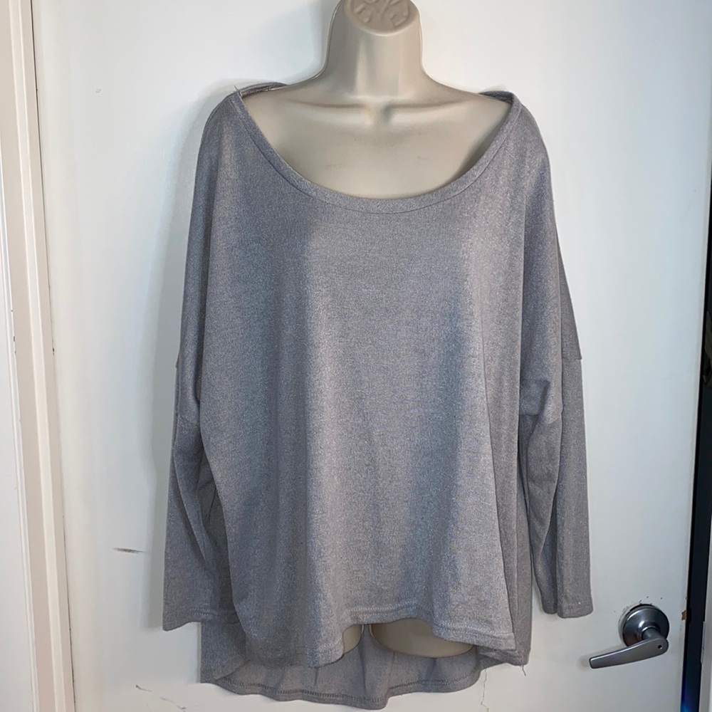 Uget brand silver shimmer high low top